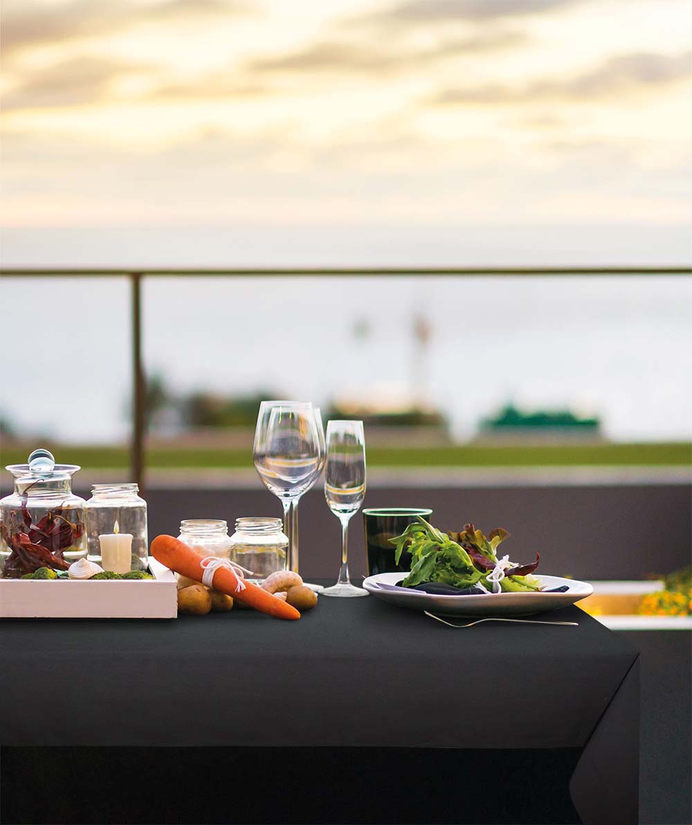 Tafelkleden Black Zwart 132x230cm - Treb SP